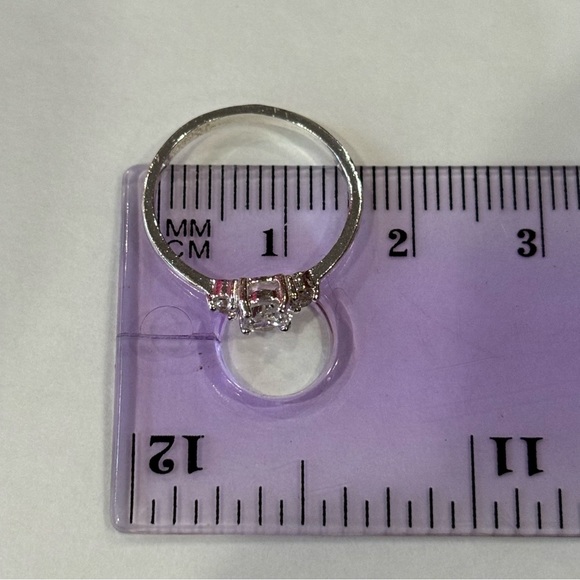 SHEIN 8-Pack Silver Stainless Steel Fashion Sparkly Shimmer Rhinestone Rings - Picture 7 of 8